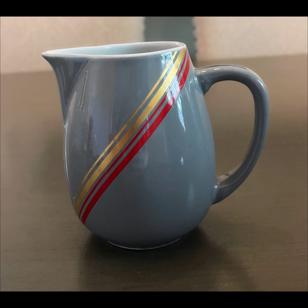 Vintage- Rare ACF mid-century creamer dish.
